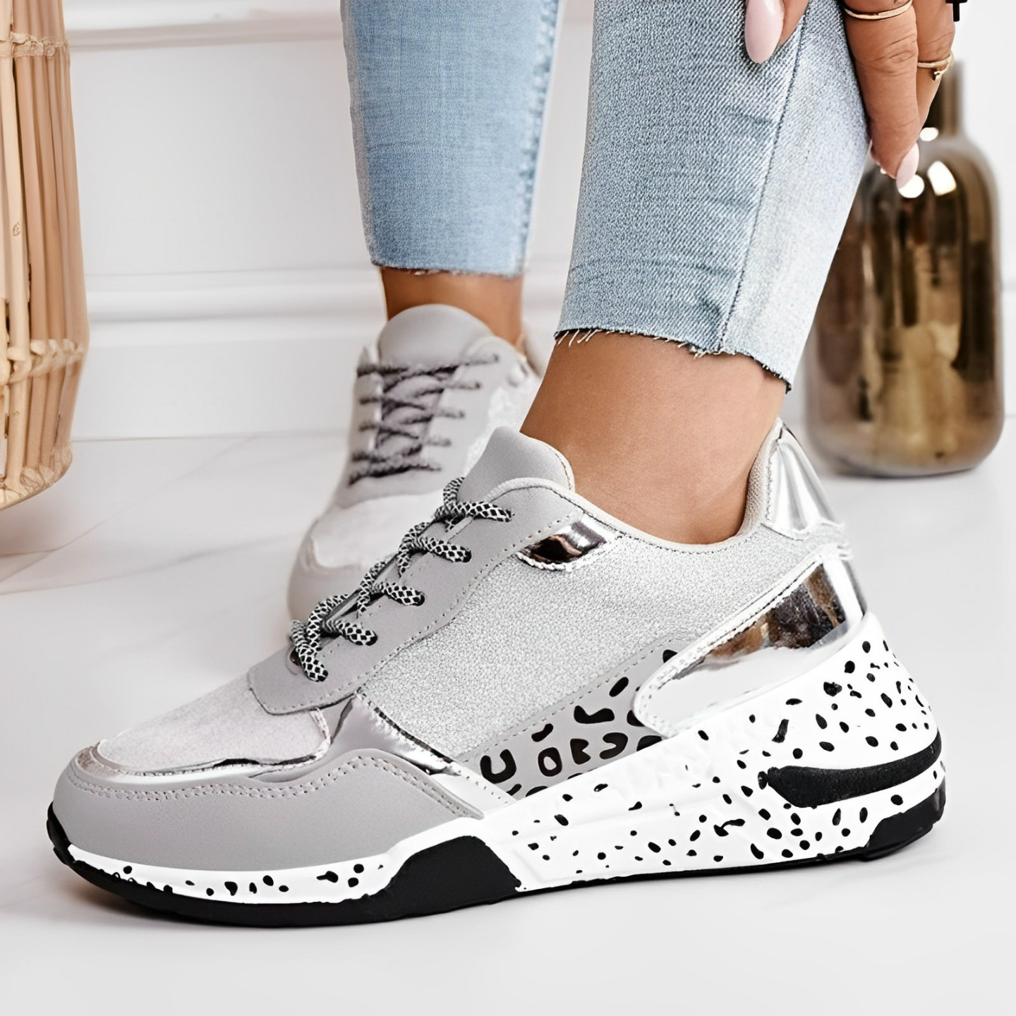 Heidi-Mode Modische und komfortable Damensneaker Silber 1